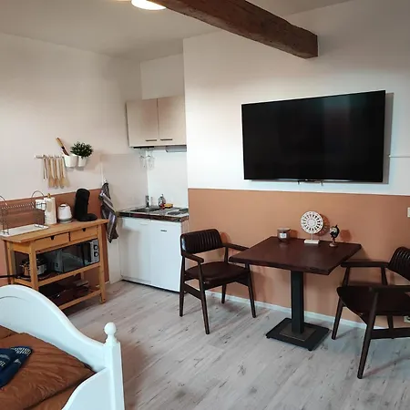 Apartment Schaebu! 5 Altmarkt Goes Afrika Cottbus
