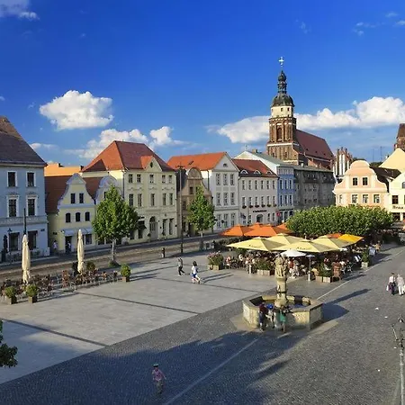 Schaebu! 5 Altmarkt Goes Afrika Apartment *