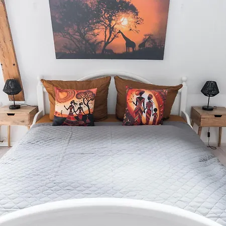 Schaebu! 5 Altmarkt Goes Afrika * Cottbus